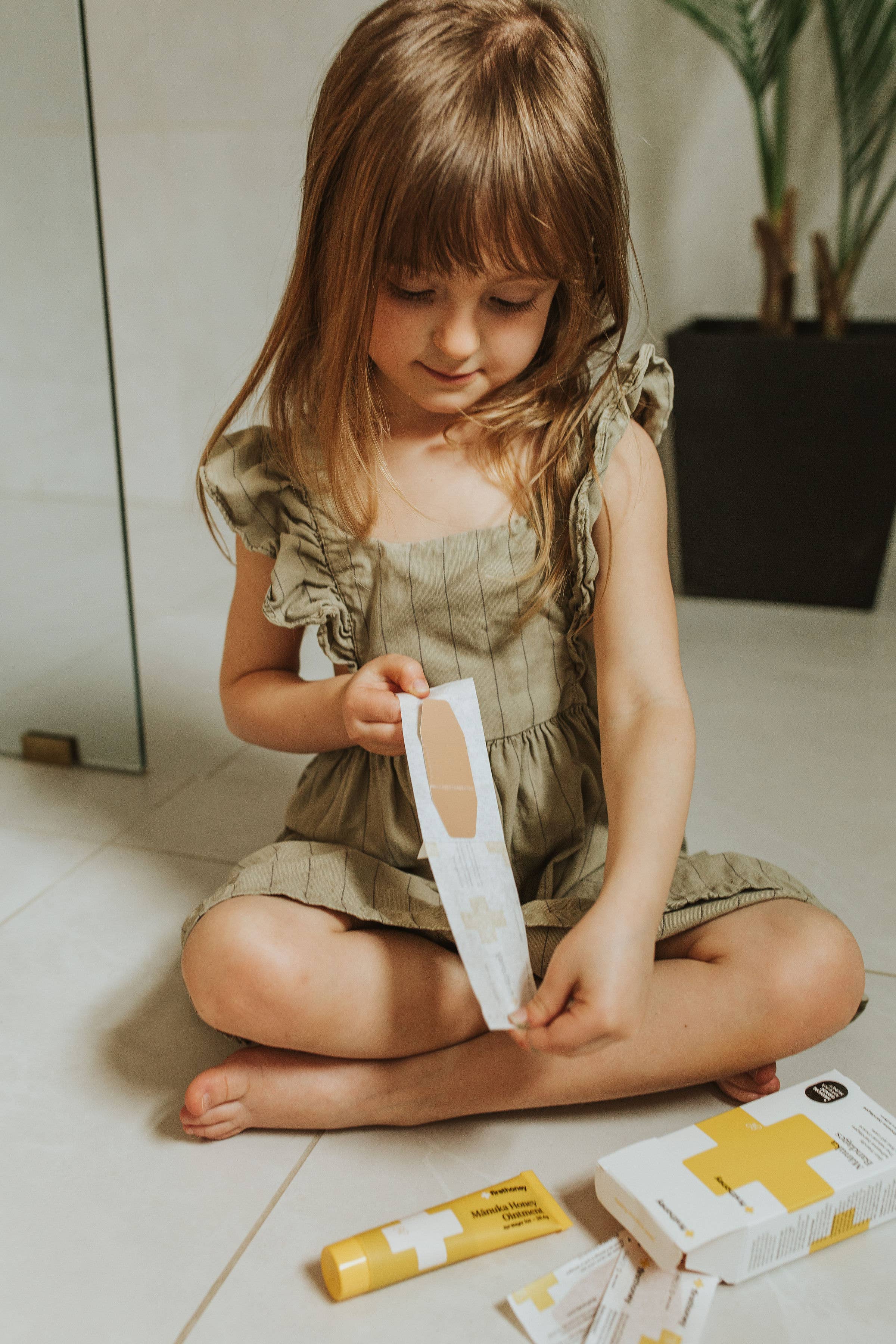 First Honey® Manuka Bandages – Bemis Honey Bee Farm
