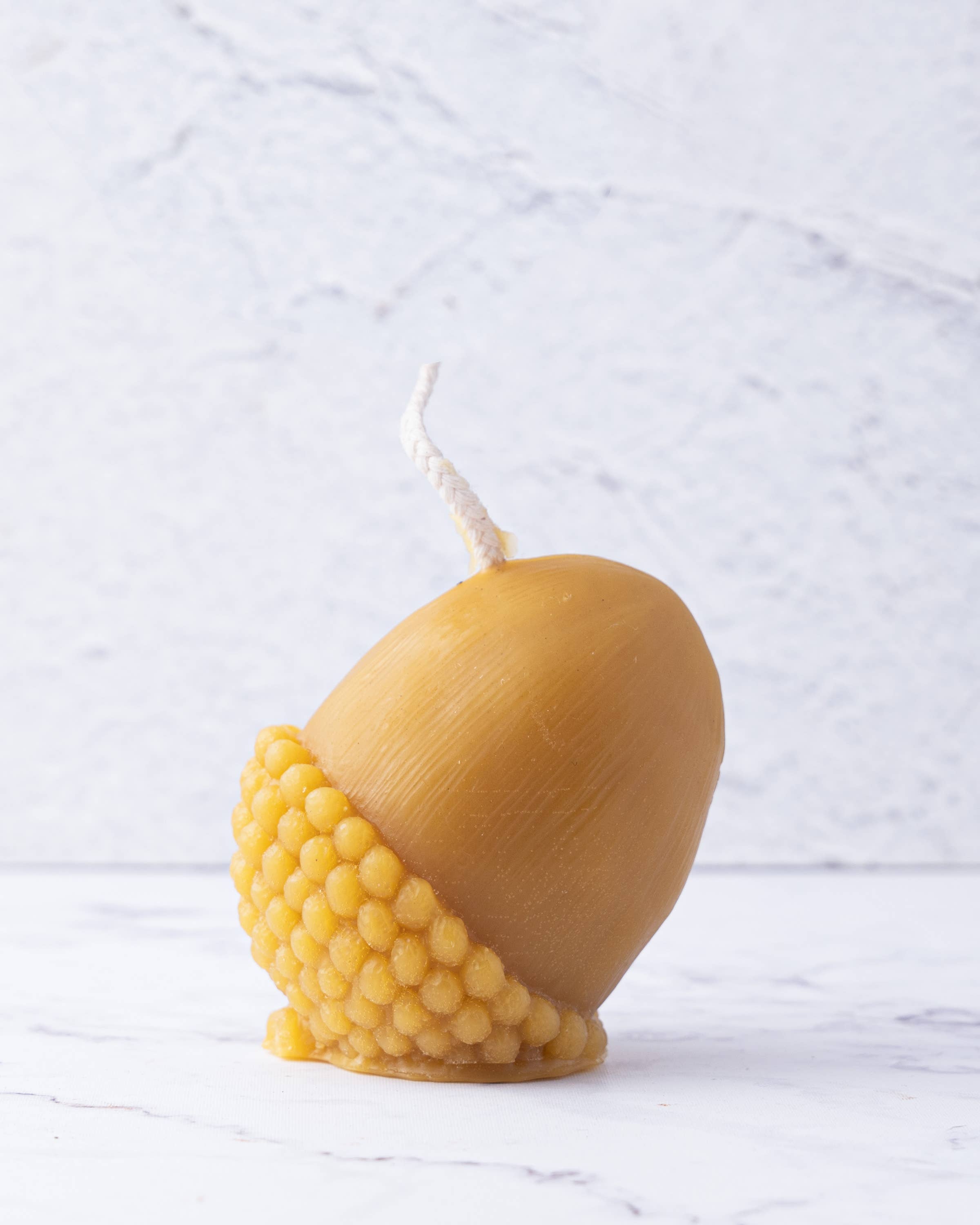 ★キャンドル　Beeswax RoundCandle ★ Pure Beeswax Acorn Candle – Bemis Honey Bee Farm